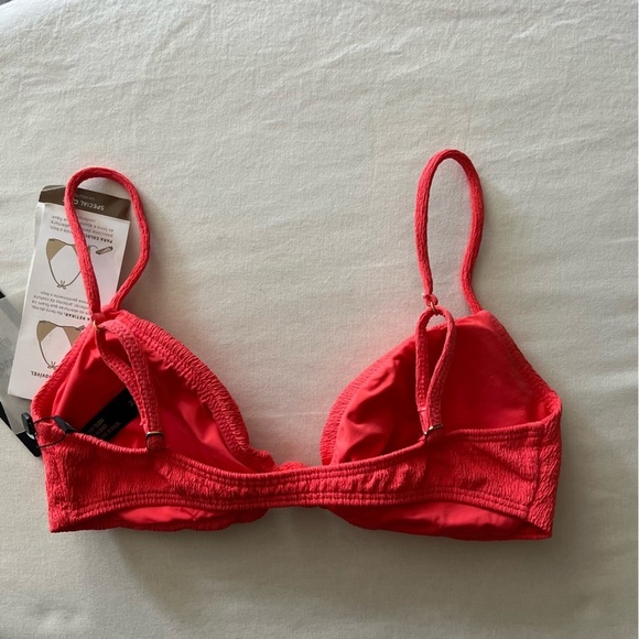 Vix by Paula Hermanny Firenze Erin Knot Top in Coral - Picture 11 of 16